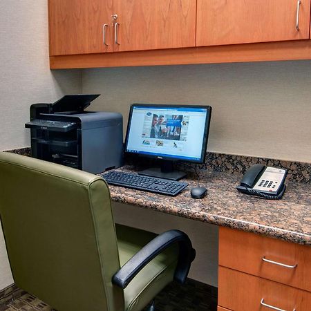Hampton Inn & Suites Astoria Bagian luar foto