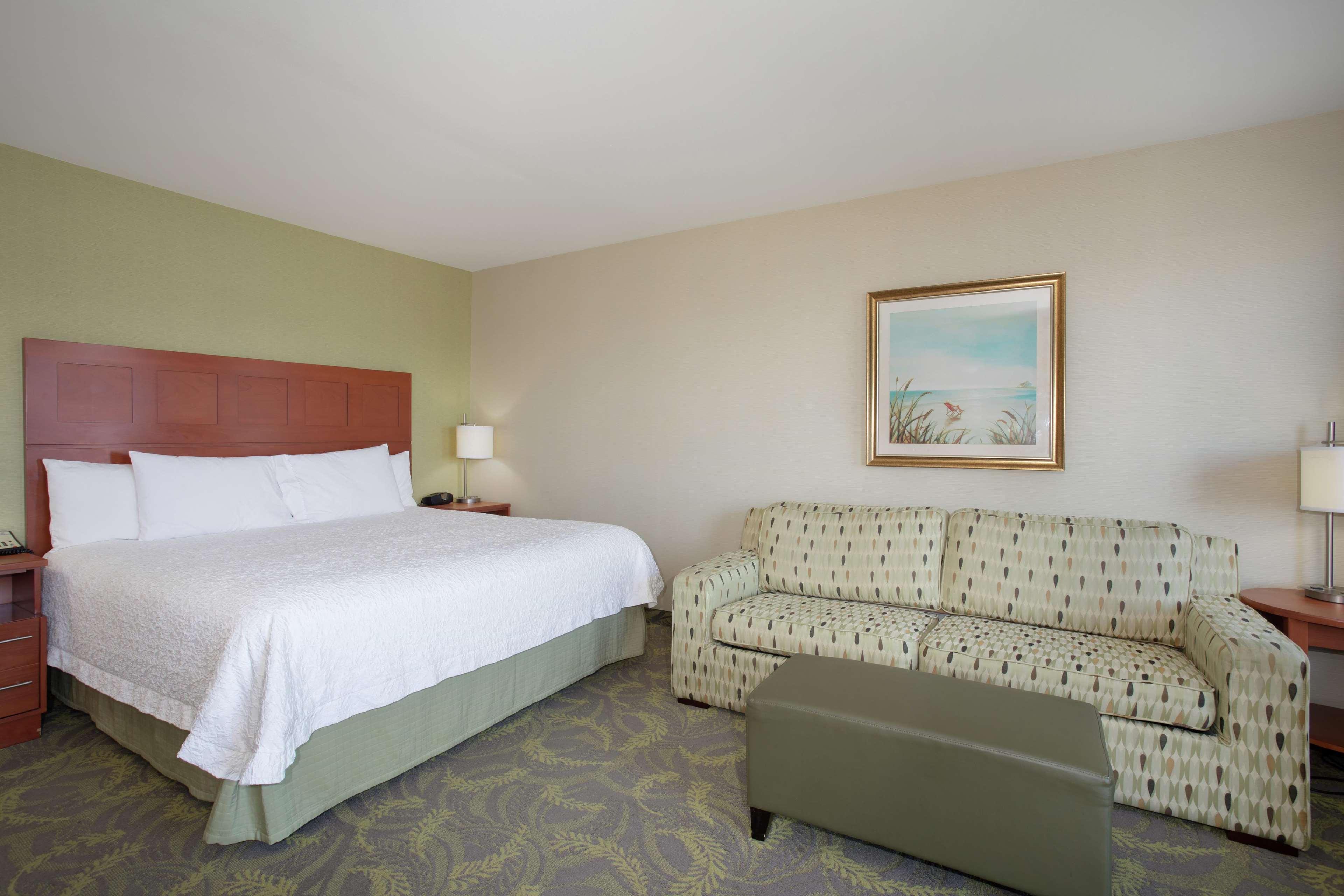 Hampton Inn & Suites Astoria Bagian luar foto
