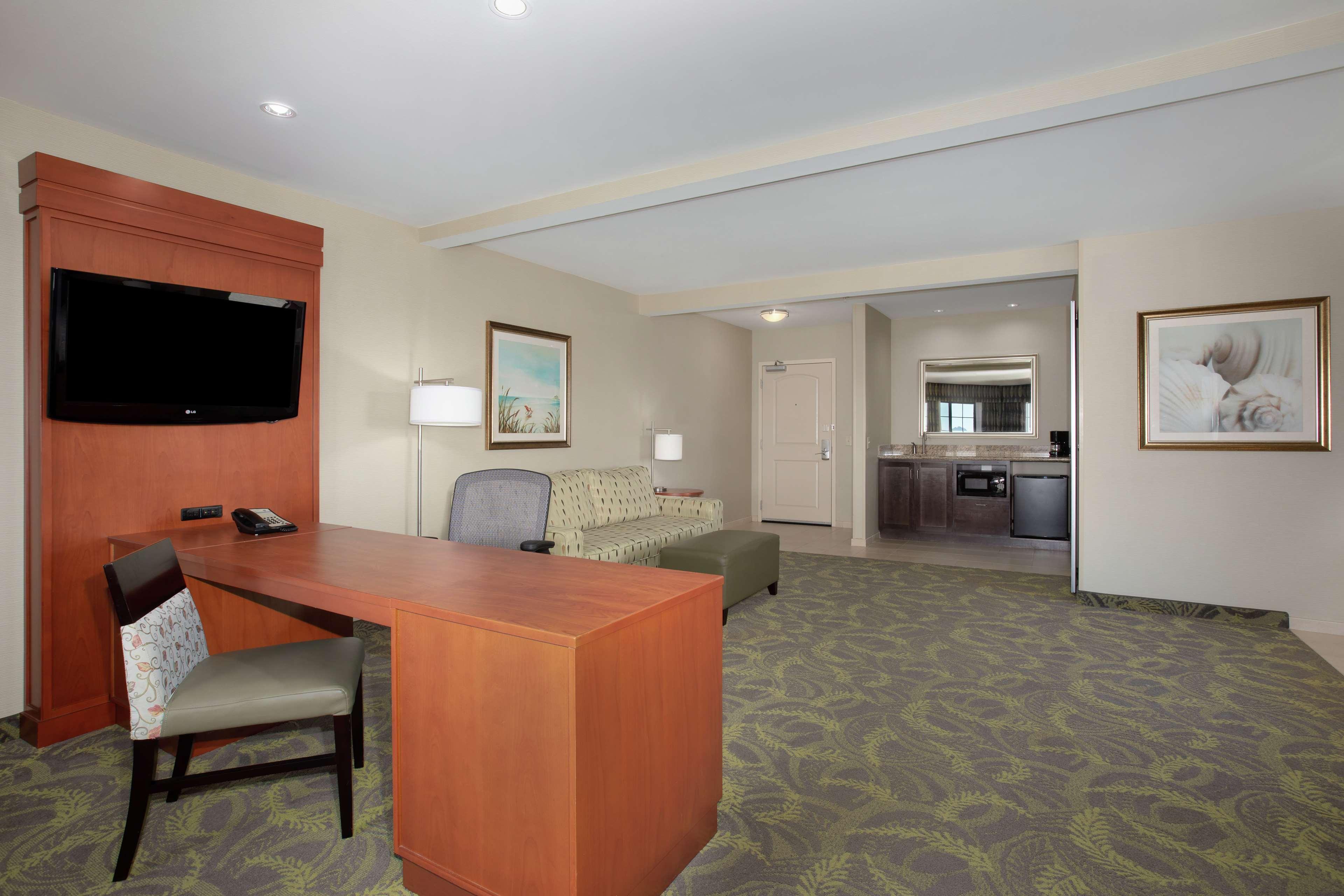 Hampton Inn & Suites Astoria Bagian luar foto