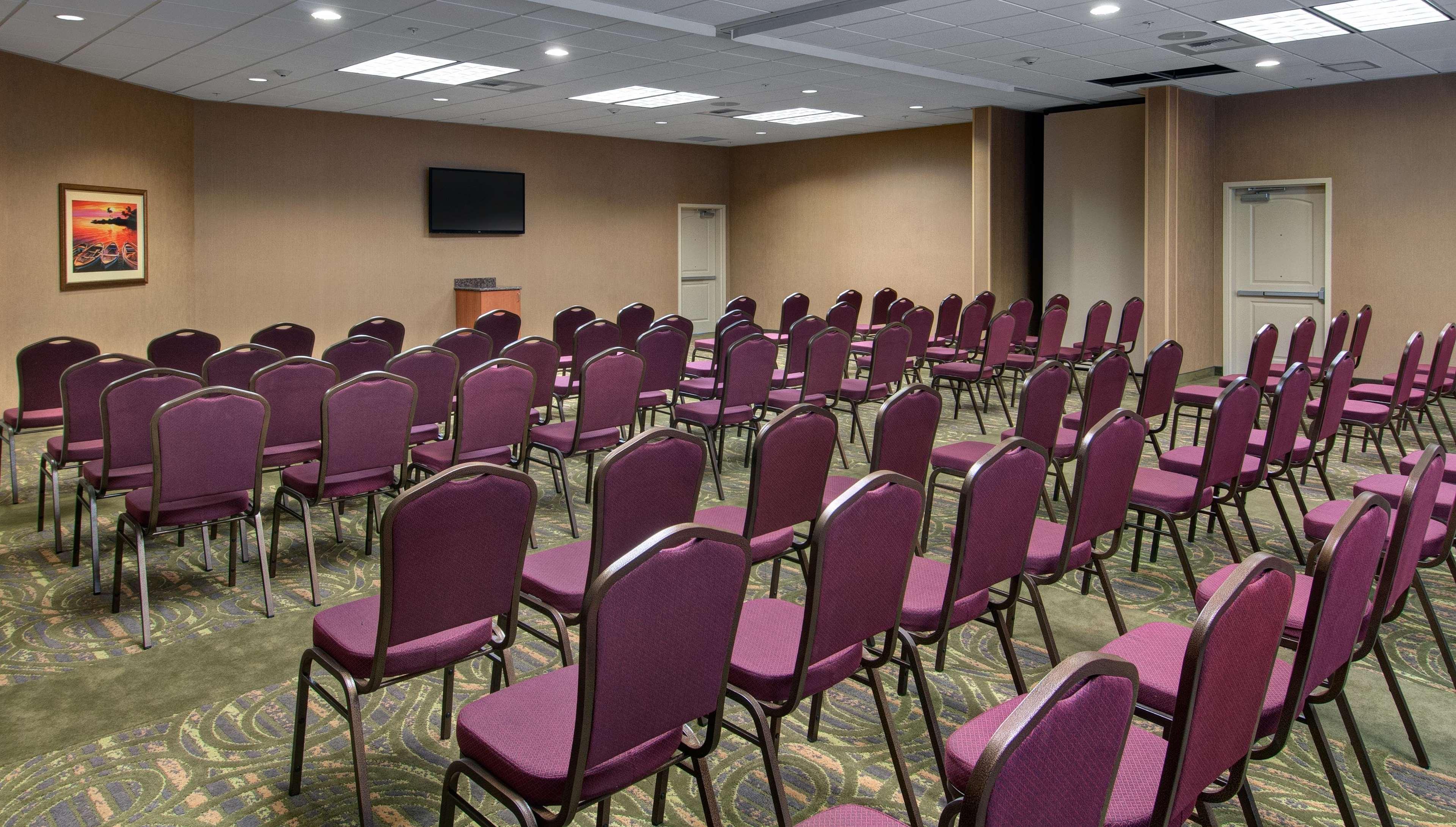 Hampton Inn & Suites Astoria Bagian luar foto