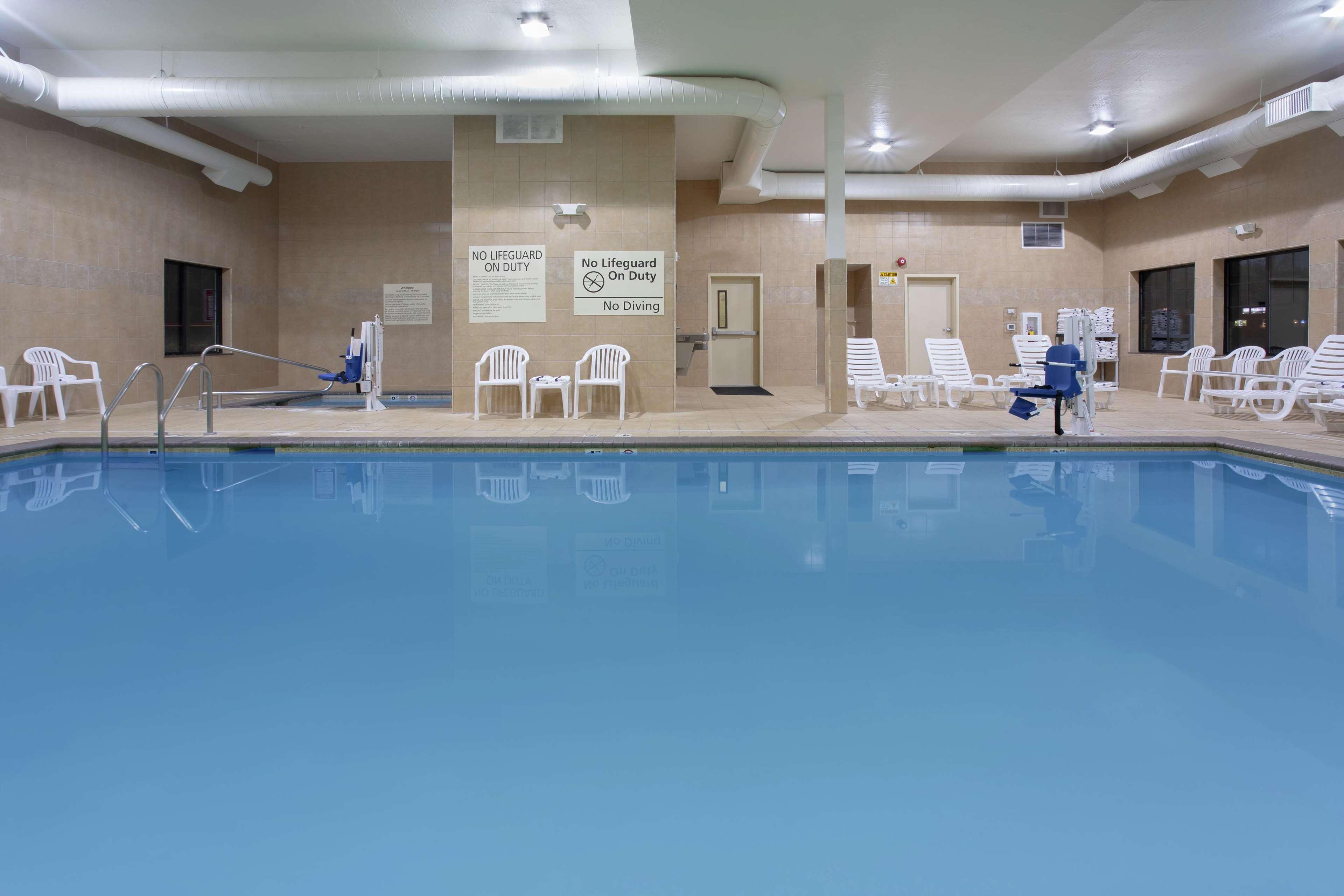 Hampton Inn & Suites Astoria Bagian luar foto